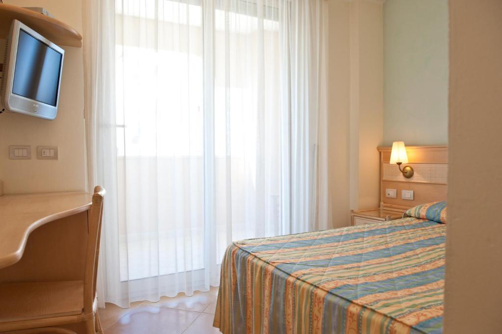 Hotel Derby Exclusive Milano Marittima Habitación foto