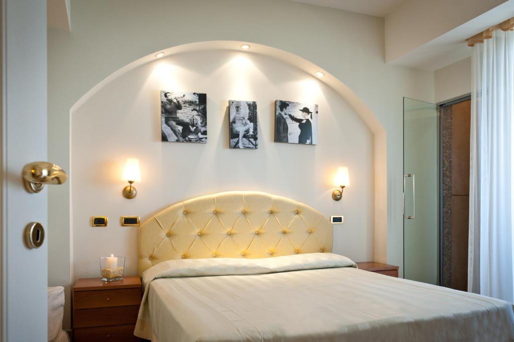 Hotel Derby Exclusive Milano Marittima Habitación foto